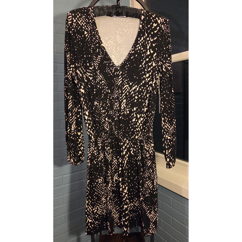 Tart‎ Collection Dress V-Neck Long Sleeve Elastic Waist Black White NWT Size S